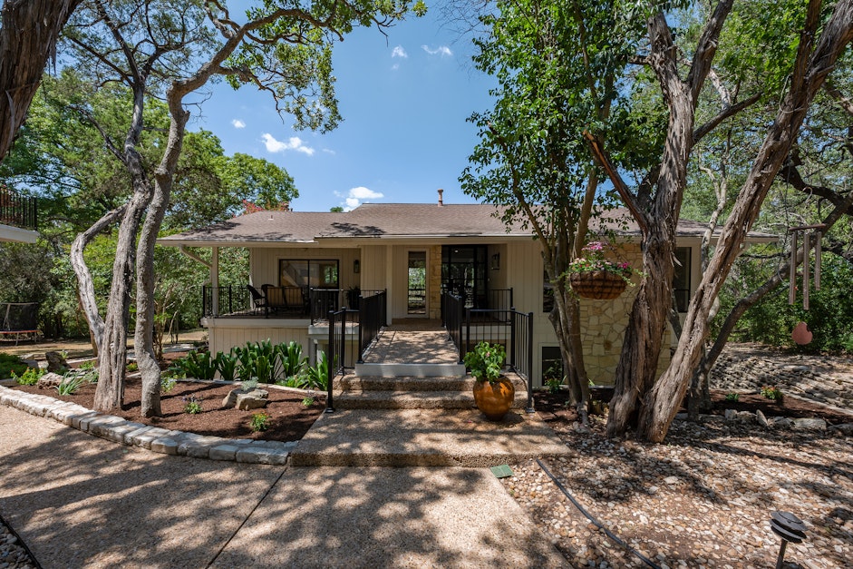 37 Sundown Parkway, Austin, TX 78746, Presented by Paige Shoberg